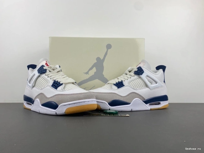 Navy Retro  Jordan DR5415-100 4 SB 0817